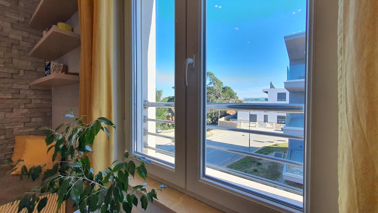 Beautiful View Apartment With Garage Space Mali Lošinj Dış mekan fotoğraf