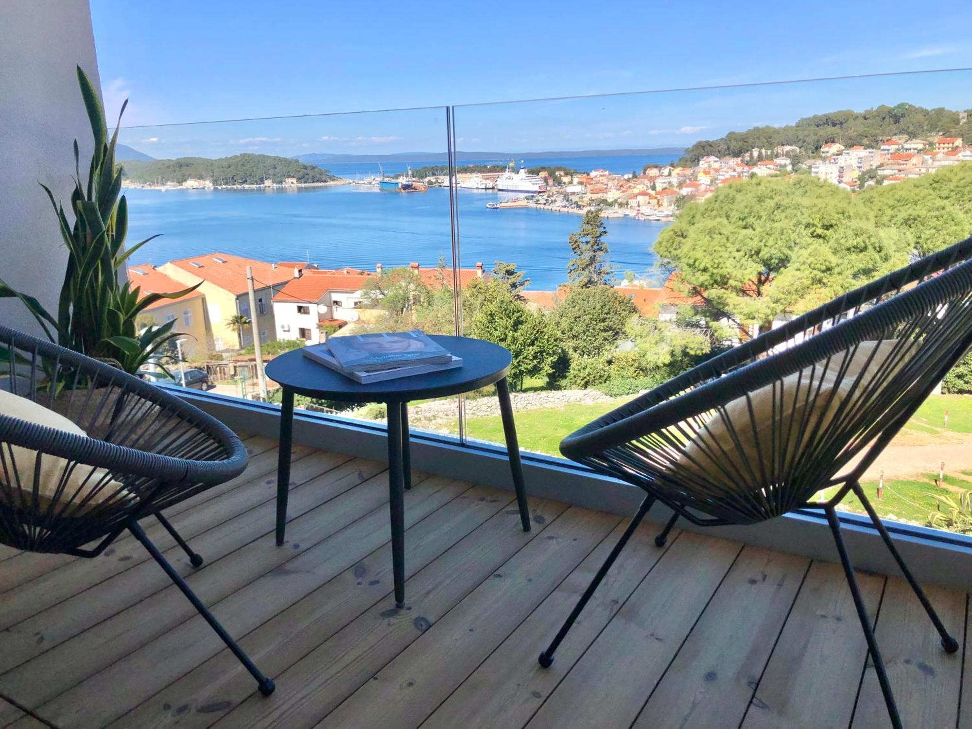Beautiful View Apartment With Garage Space Mali Lošinj Dış mekan fotoğraf