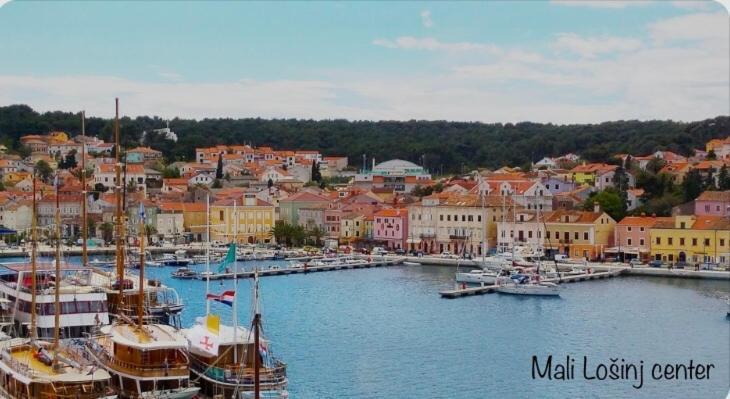 Beautiful View Apartment With Garage Space Mali Lošinj Dış mekan fotoğraf