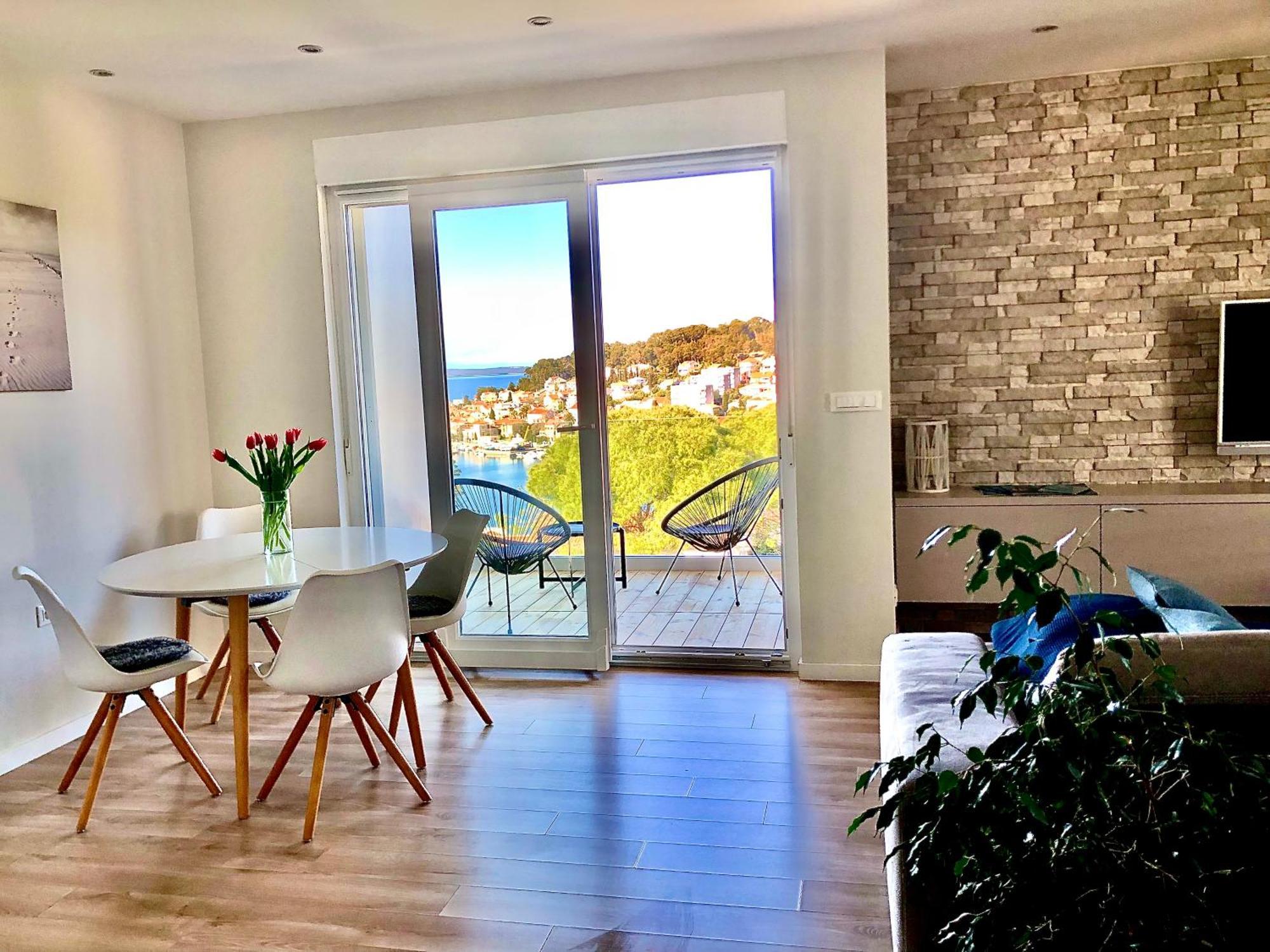 Beautiful View Apartment With Garage Space Mali Lošinj Dış mekan fotoğraf